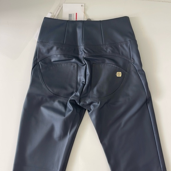 Freddy wr.up size M/6 dark gray brand new faux leather coated high waist pants - Picture 2 of 9
